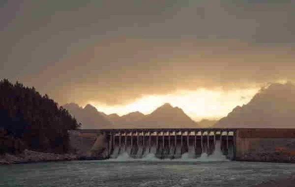 dam-hydro